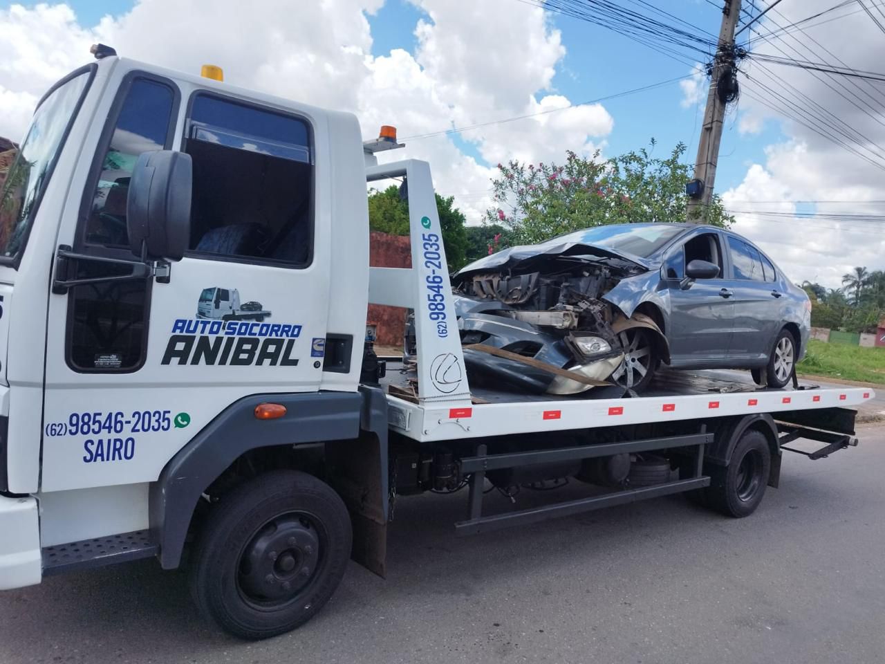 Reboque de veículo Goiânia